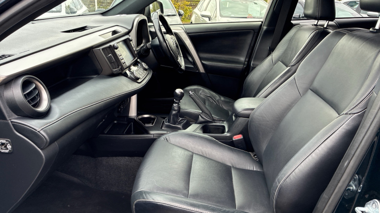 Toyota RAV4 2.0 D-4D Excel 5dr 2WD Diesel Estate